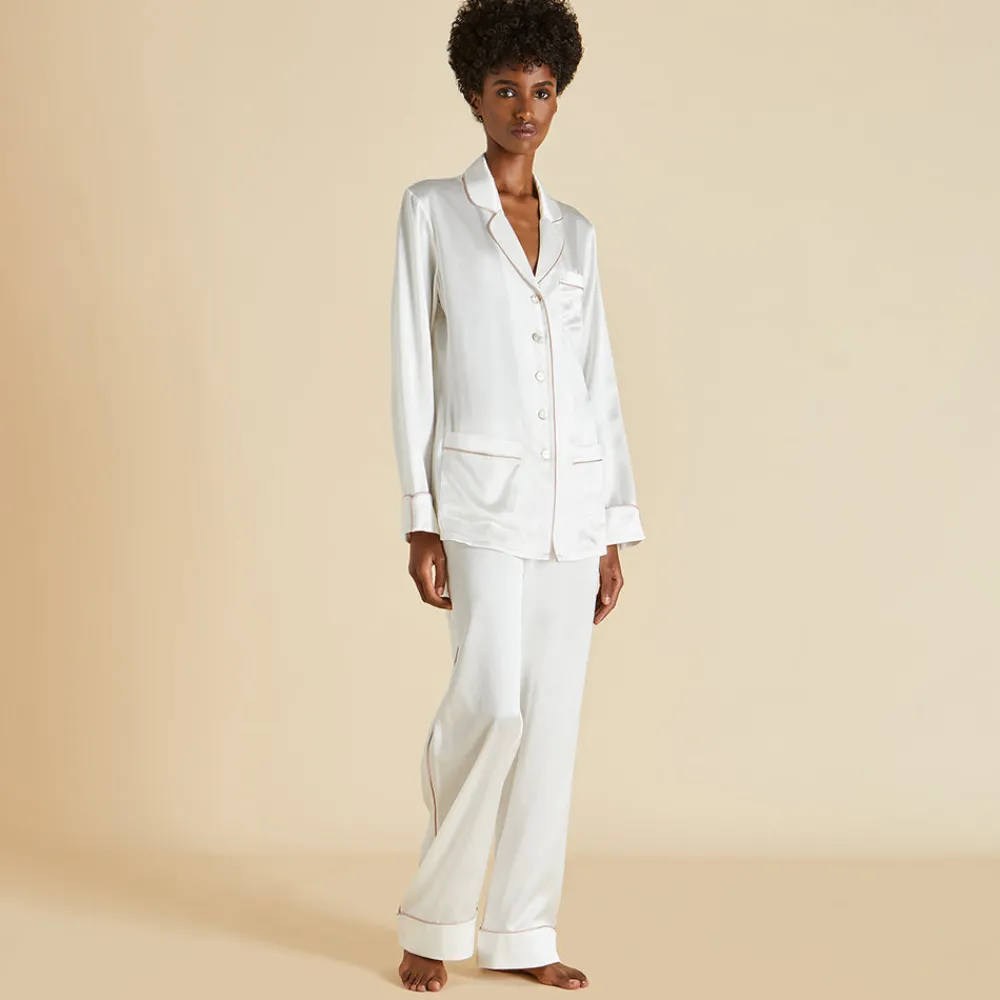 Hot Coco Oyster Pajamasin Silk Satin Pajamas
