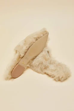 Shop Contessa Gaia Beige Slippersin Merino Wool Slippers