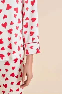 Best Lila Amore Red Heart Pajamasin Silk Satin Pajamas
