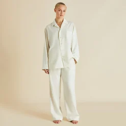 Shop Vanderbilt Aspen Pajamasin Cashmere Pajamas
